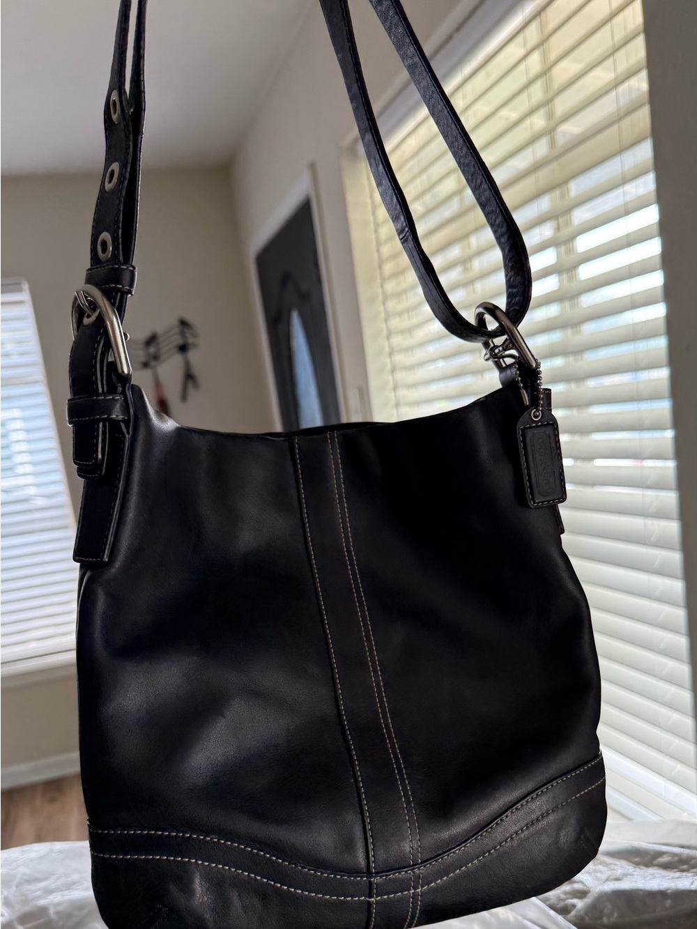 COACH F10938 Soho Slim Duffle Black Soft Leather Convertble Crossbody Shldr Bag - Picture 3 of 8